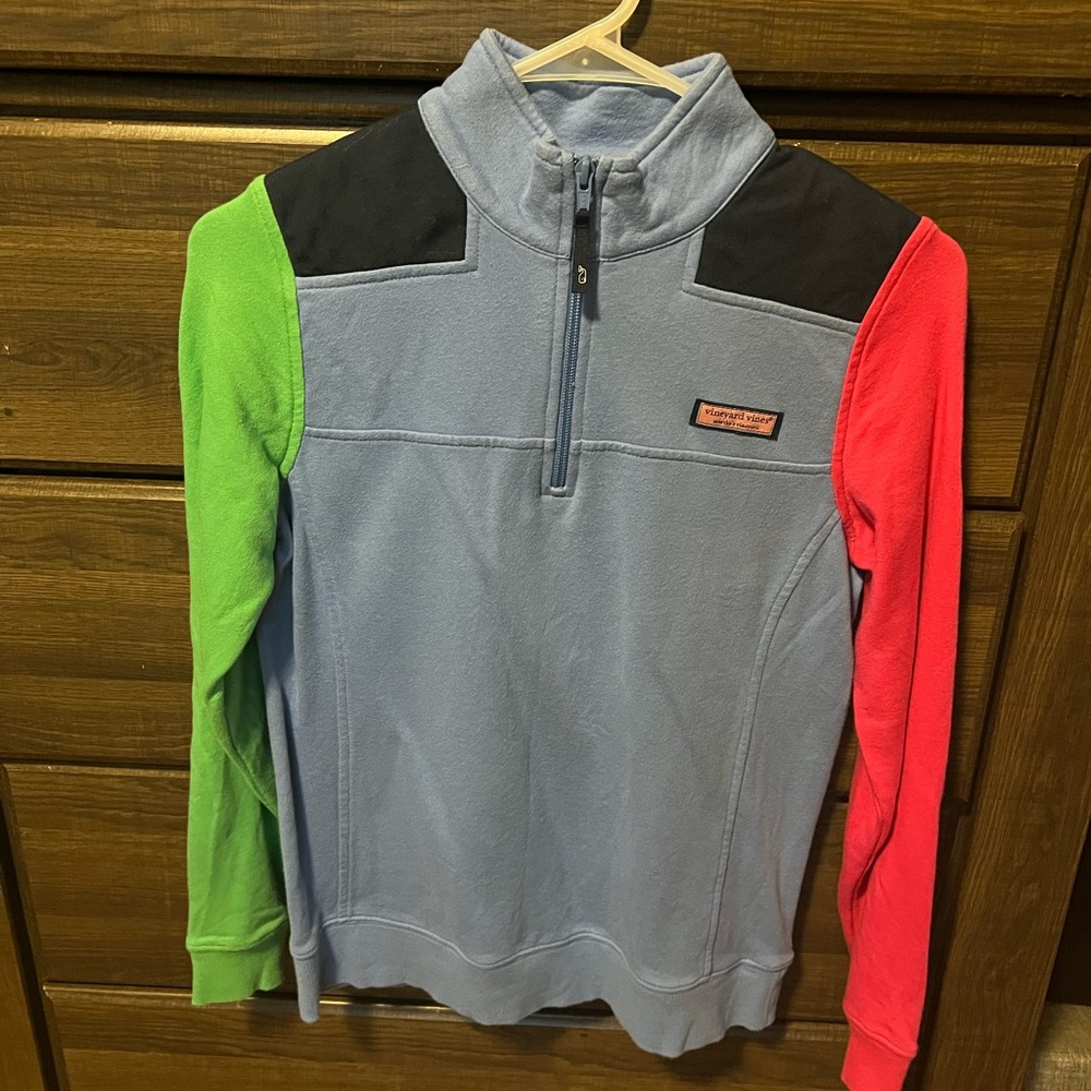 Vineyard Vines 1/4 zip woman’s sweatshirt size XXS .